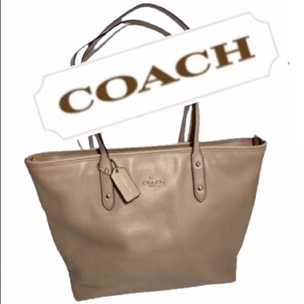 Coach Tan Leather Purse Handbag Ladies Purse